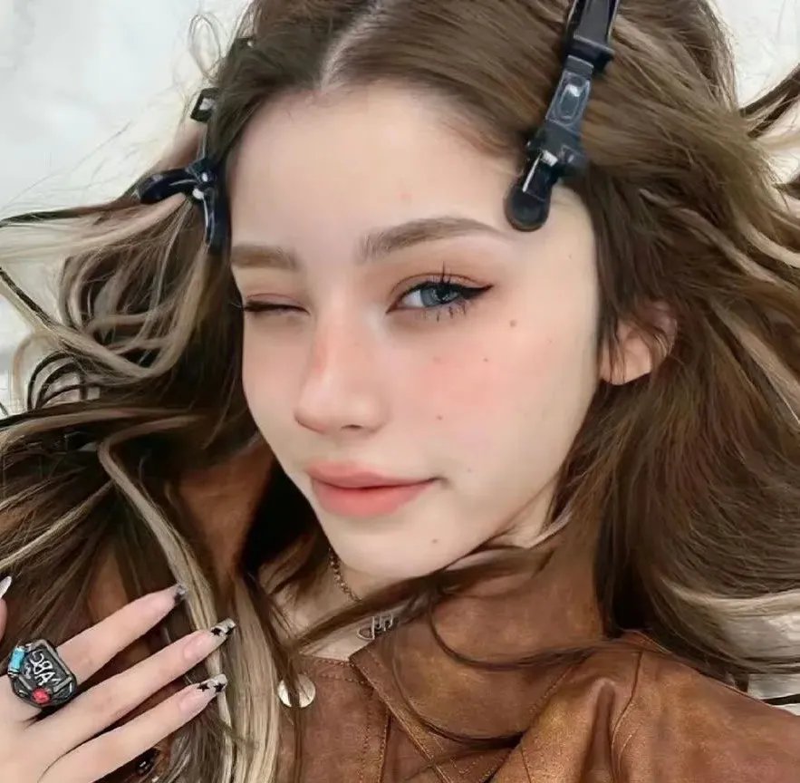 烛影危林